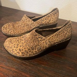 Cheetah born clogs